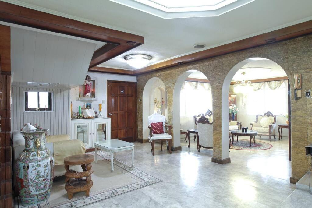 Big House In Quezon City Manila Exterior photo