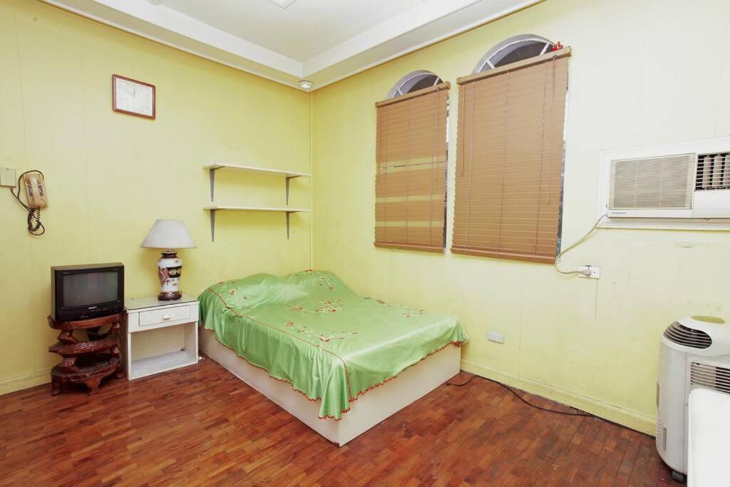Big House In Quezon City Manila Exterior photo