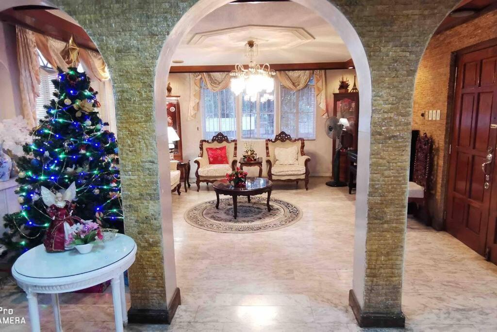 Big House In Quezon City Manila Exterior photo