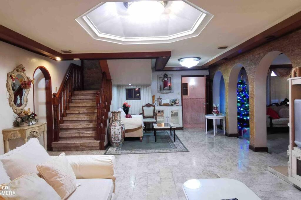 Big House In Quezon City Manila Exterior photo
